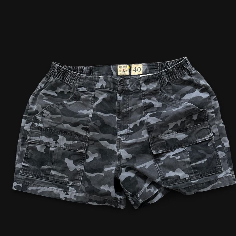 Men's Redhead clothing Black and Grey Camouflage Cargo Shorts Size 40